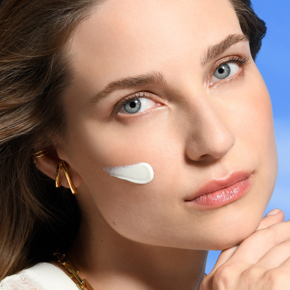 UV Defense Hydrat Fluid SPF50 - från Biotherm