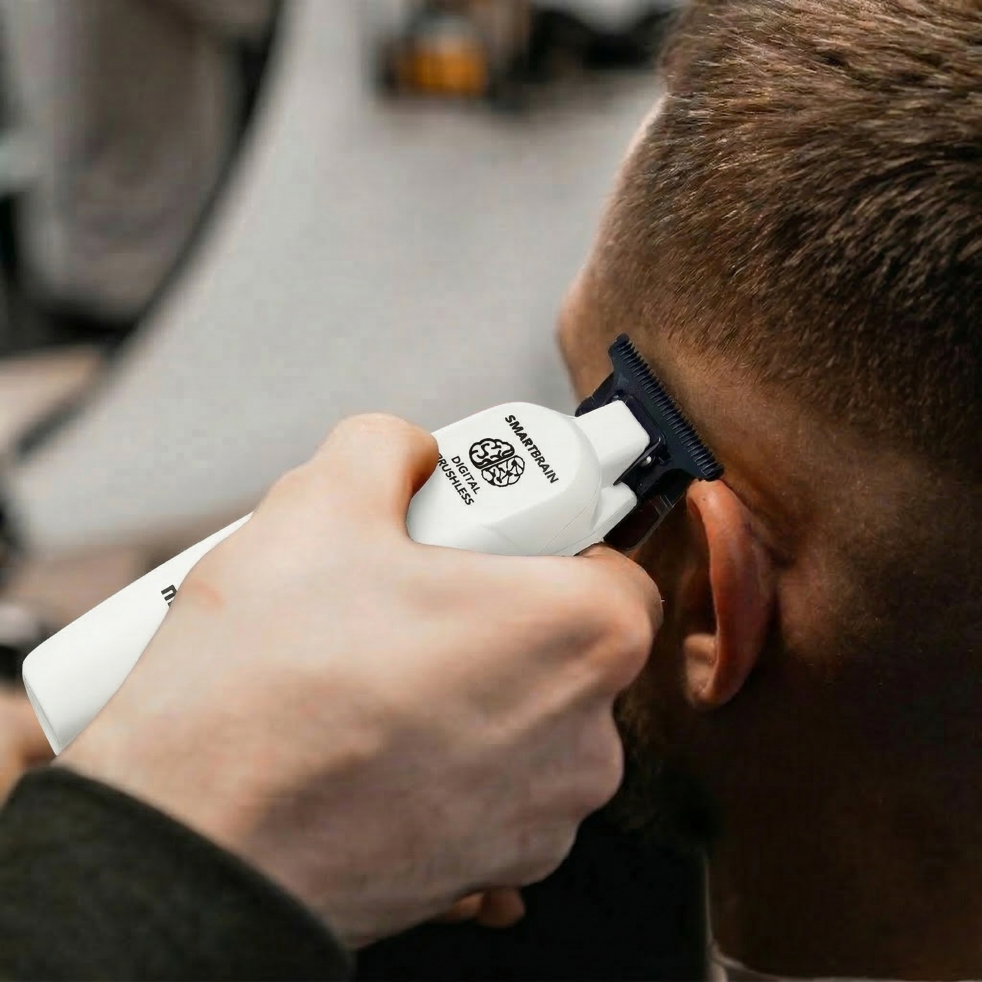 MRD Pro GMT 3969ST-WHITE Kanttrimmer med Ultra-närgående Roterande Motor