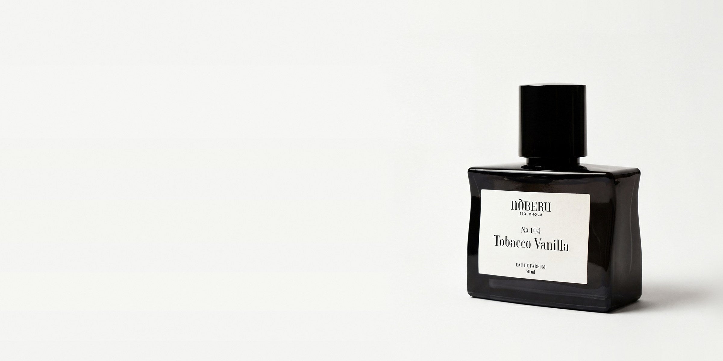 Nõberu Tobacco Vanilla Eau de Parfum 50 ml, svart glasflaska med vit etikett